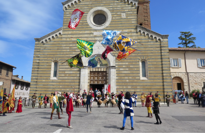 Apertura anno contradaiolo: divieto di sosta in piazza Sant'Angese